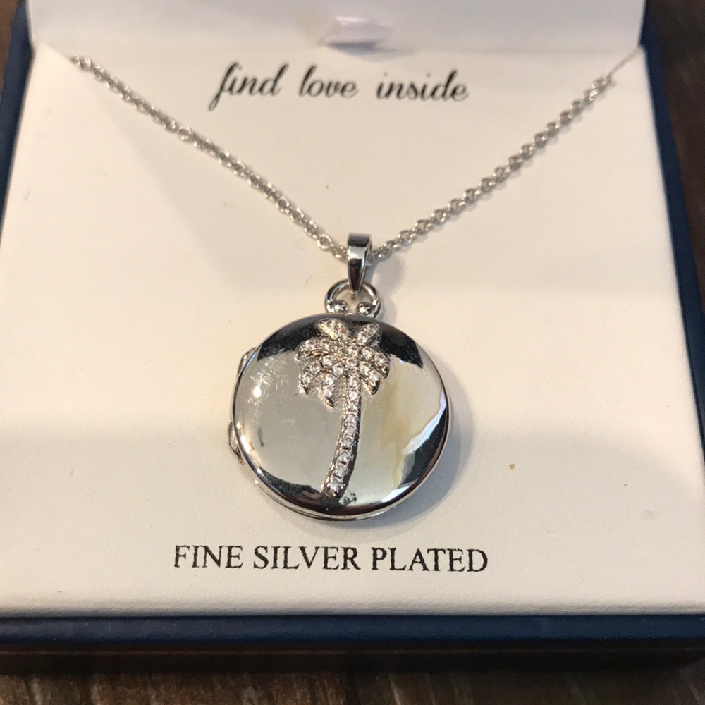 ⭐️ NWT Guiliana brand women’s starfish locket - Picture 4 of 8